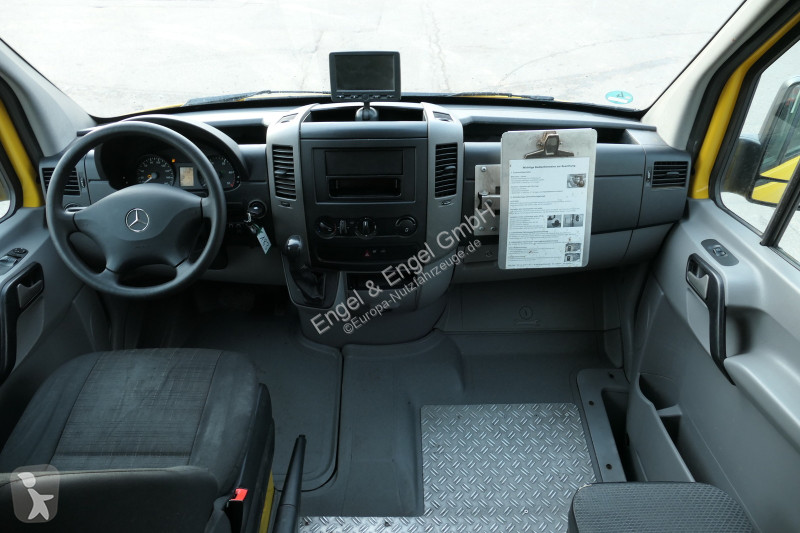 Лекотоварен автомобил Mercedes SPRINTER 310 CDI...