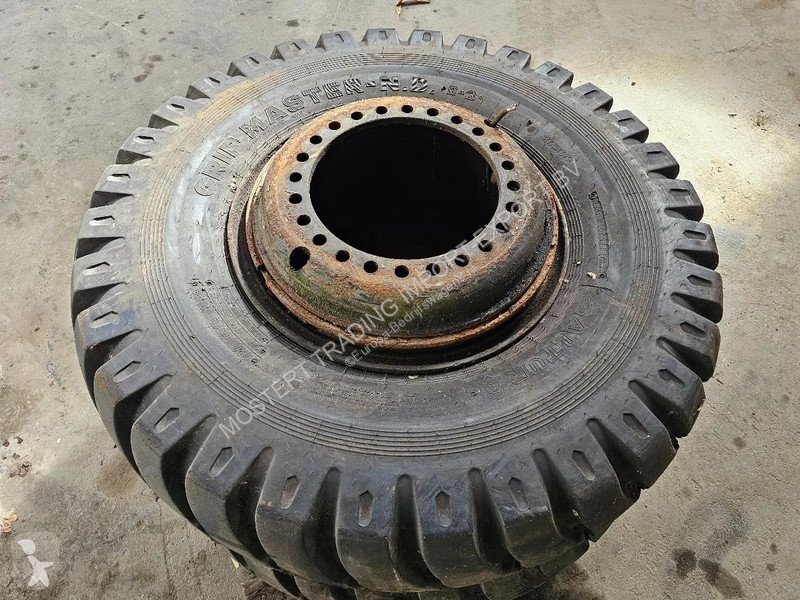 Nyttofordon  14.00-24 Grip Master 14.00-24 Tire...