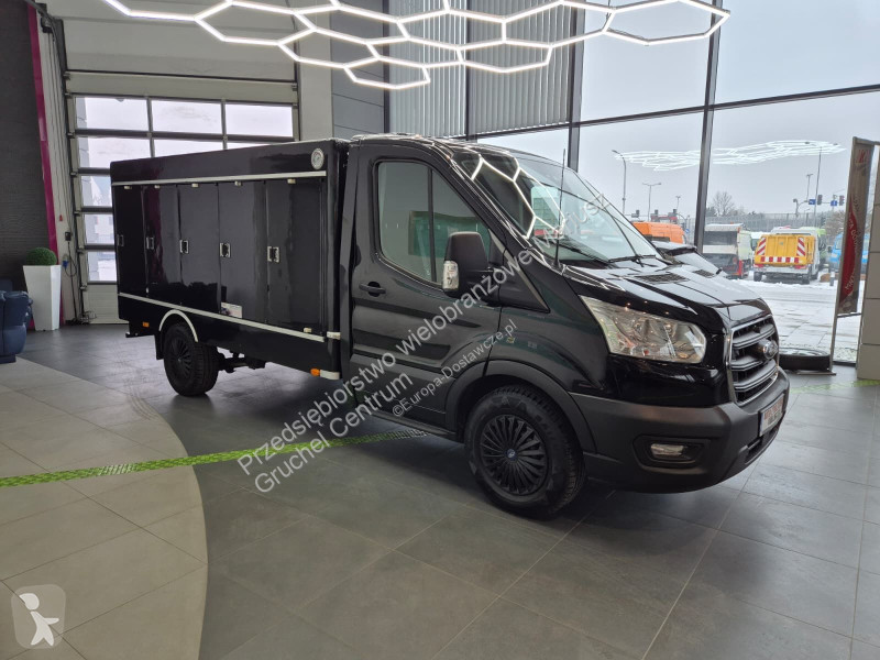 Лекотоварен автомобил Ford Transit 350 2.0 TDCi...