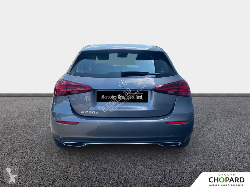 Samochód dostawczy Mercedes Classe A 250 e 8G-DCT