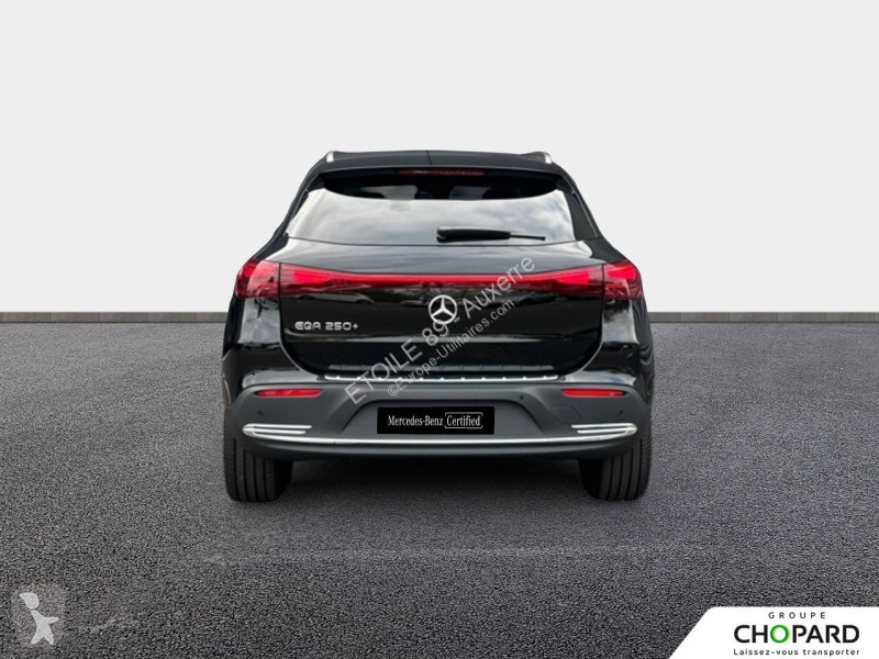 Samochód dostawczy Mercedes EQA 250+