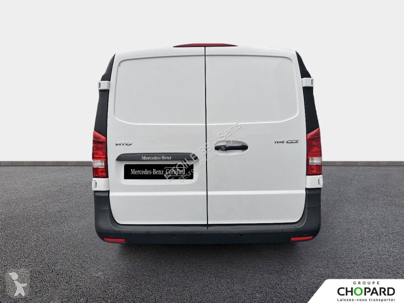 Véhicule utilitaire Mercedes VITO FOURGON 114...