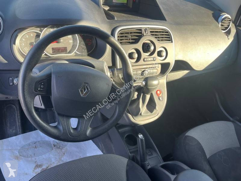 Samochód dostawczy Renault