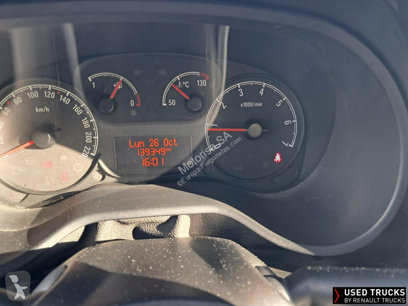 عربة نفعية Opel