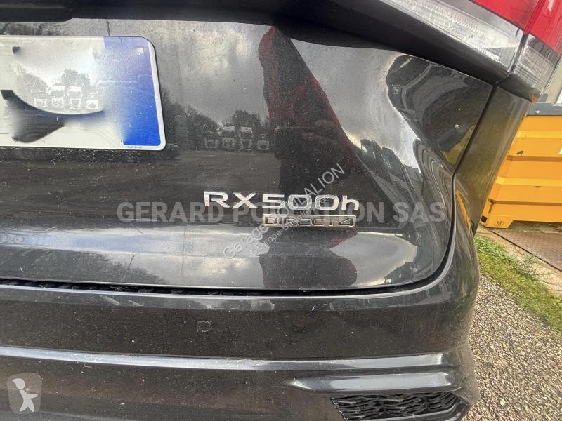 Samochód dostawczy Lexus 500H