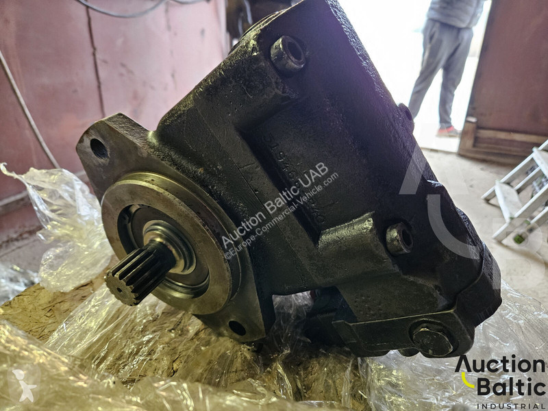 Furgoneta Volvo Hydraulic pumps for Volvo wheel...