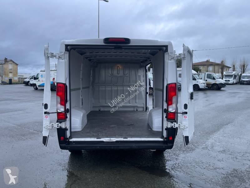 عربة نفعية Opel