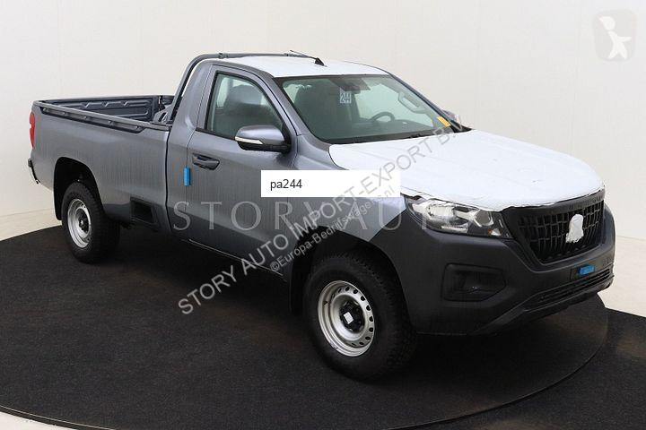 عربة نفعية Peugeot Landtrek