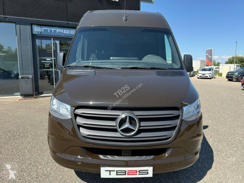 Furgoneta Mercedes
