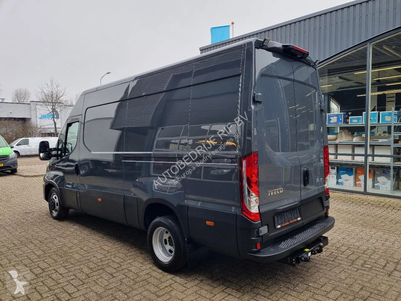 Furgoneta Iveco 35C18 3.0D L2H2 HI-MATIC EURO 6