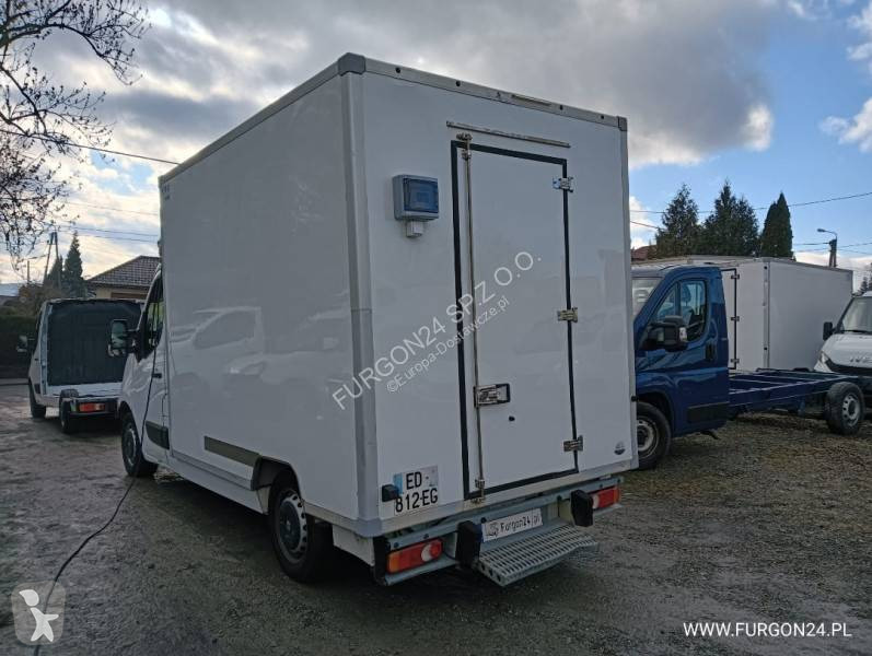 Samochód dostawczy Renault