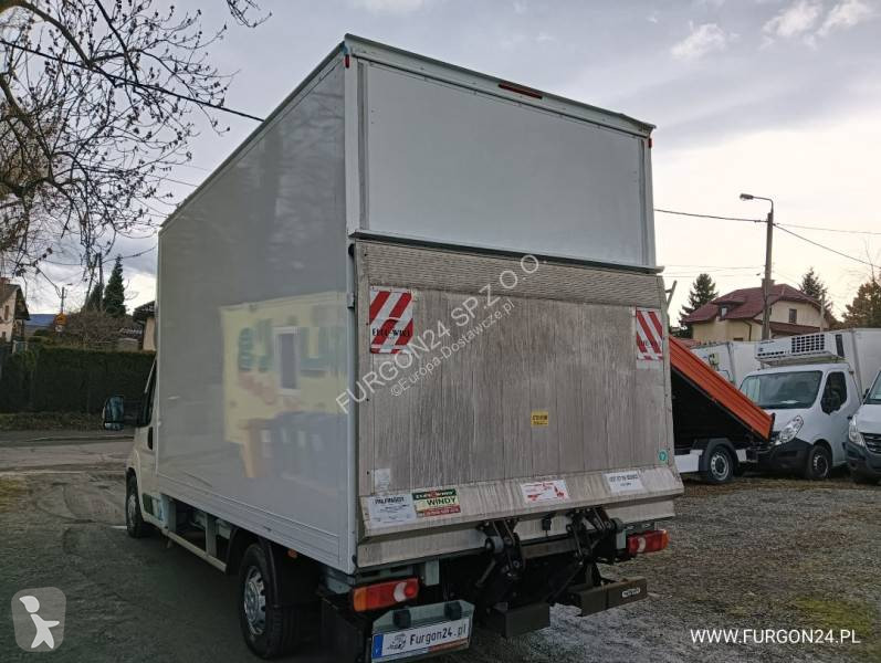 Samochód dostawczy Fiat