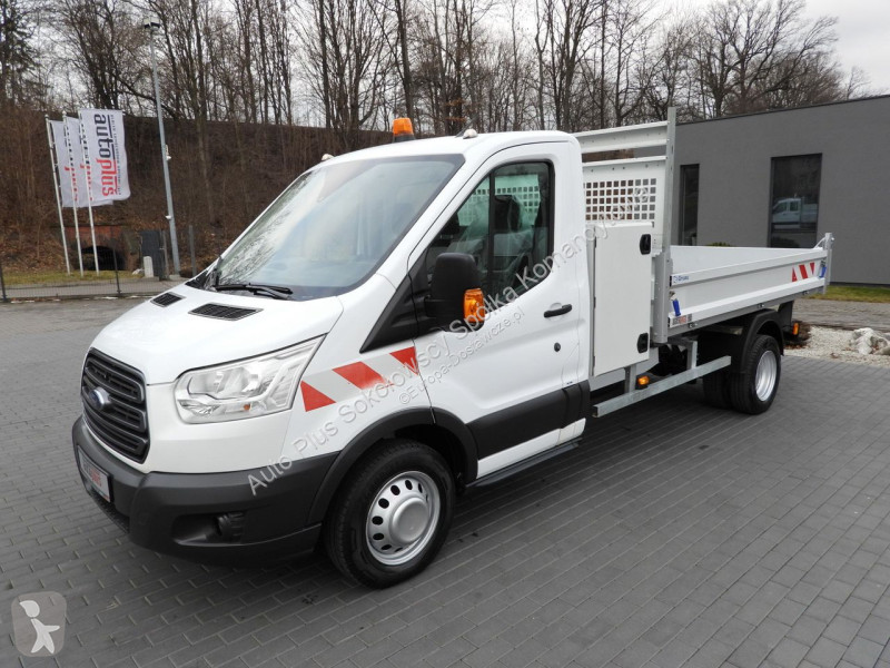 Véhicule utilitaire Ford  TRANSIT