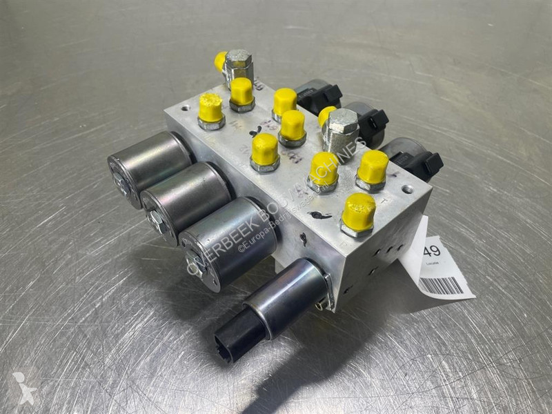 Veicolo commerciale  12MTX-6090401-Servo...