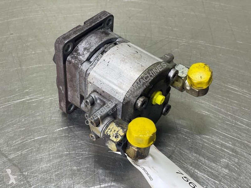 Véhicule utilitaire Liebherr L524-11068129-Fan...