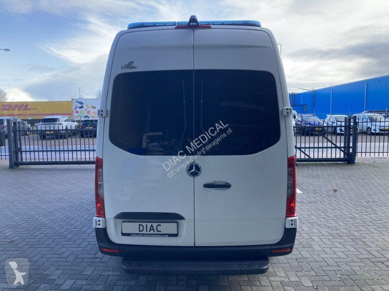 Véhicule utilitaire Mercedes 316 L2H2