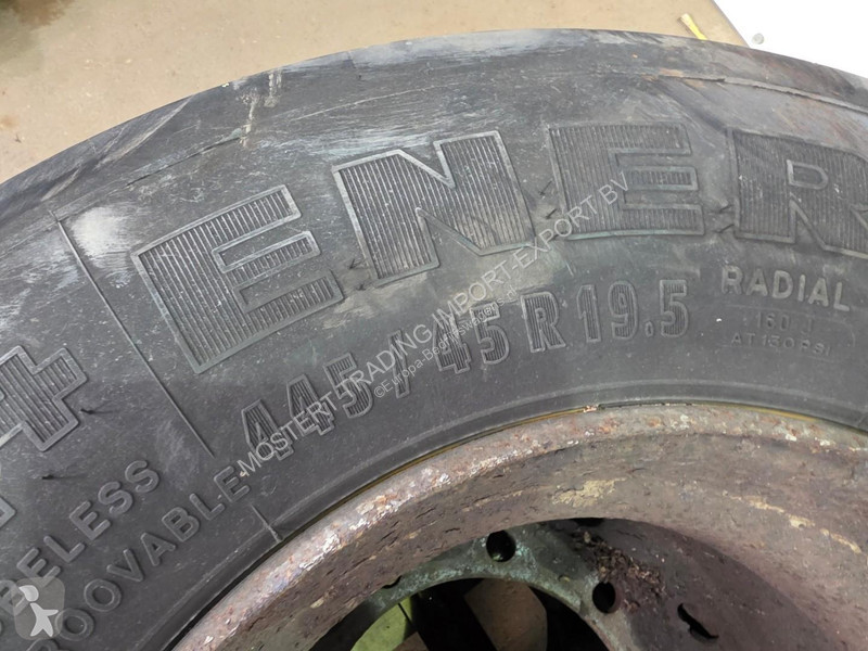 Furgoneta Michelin 445/45 R19.5 Michelin 445/45...