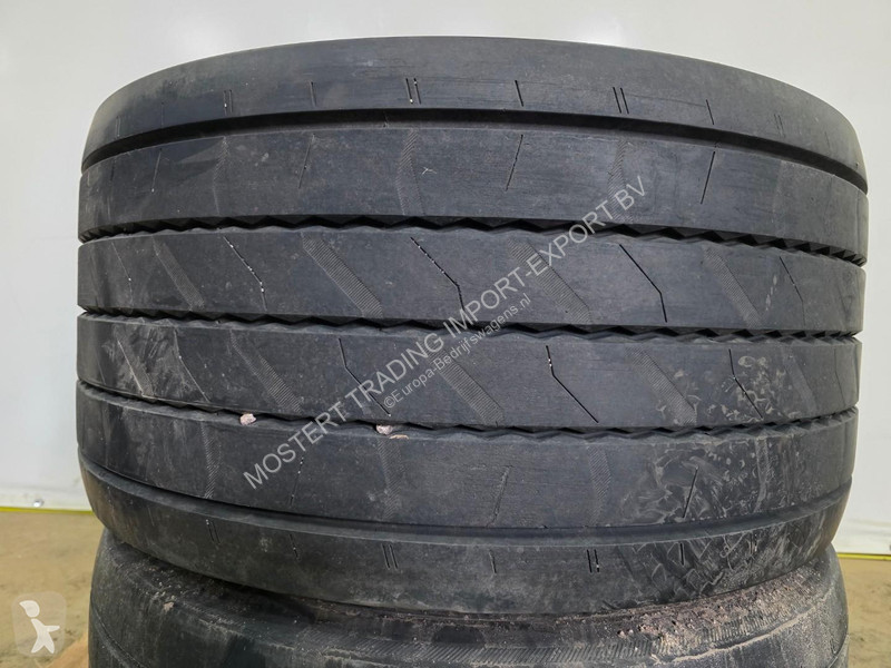 Furgoneta Continental 445/45 R19.5 Continental...