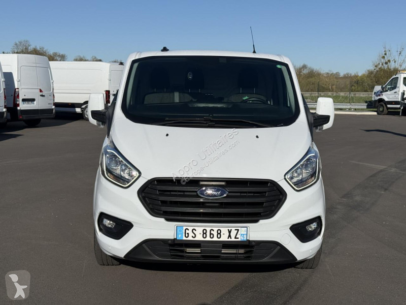 Véhicule utilitaire Ford TRANSIT CUSTOM 2.0...