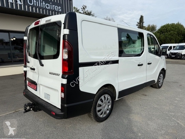 عربة نفعية Renault TRAFIC III FG L1H1 1200 1.6...