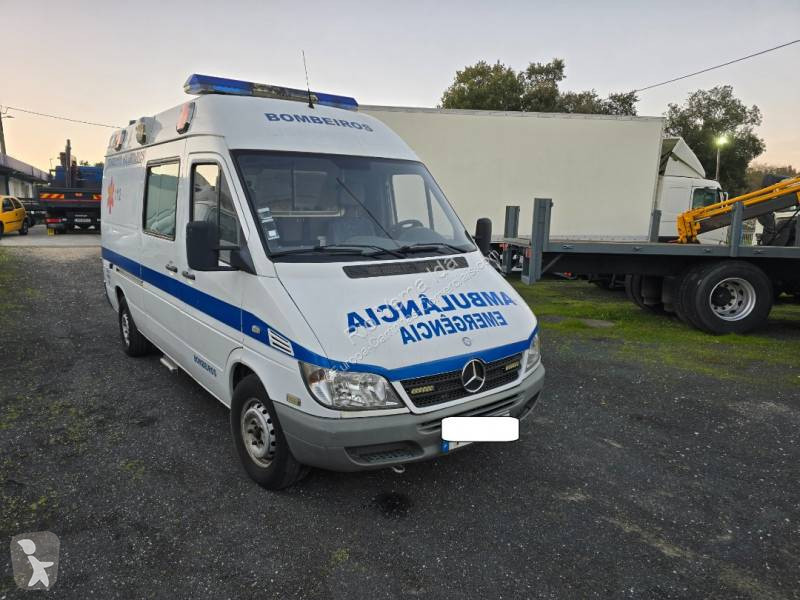 عربة نفعية Mercedes