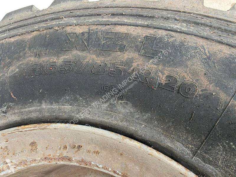 Furgoneta Michelin 365/85 R20 Michelin 365/85...