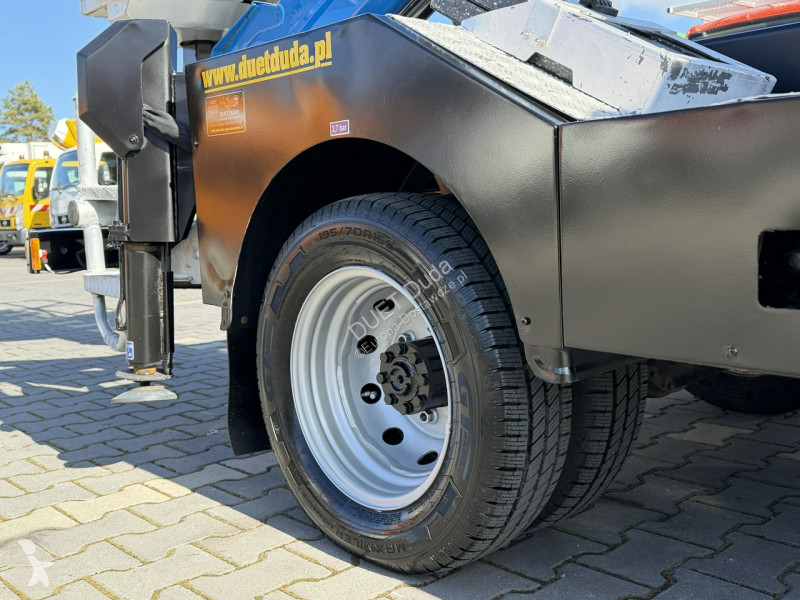 Лекотоварен автомобил Nissan