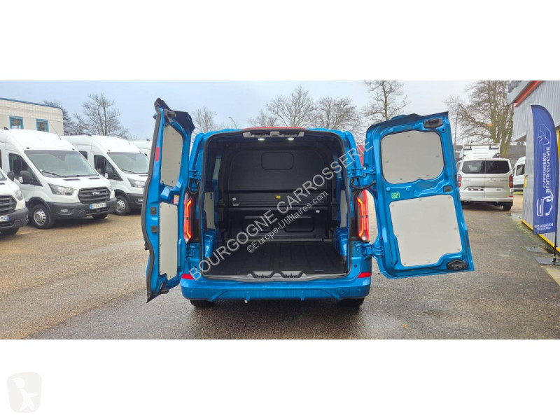 Véhicule utilitaire Ford TRANSIT CUSTOM 2.5...