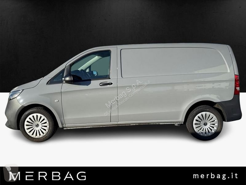 Furgoneta Mercedes 114 Furgone Compact