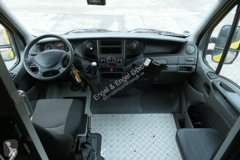 Furgoneta Iveco Daily 35 S11 C30C AUTOMATIK...