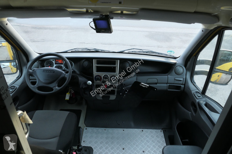 Furgoneta Iveco Daily 35 S11 C30C AUTOMATIK...