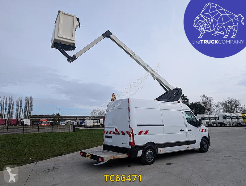 Samochód dostawczy Renault 145.35 nacelle