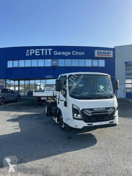 Isuzu  Transporter