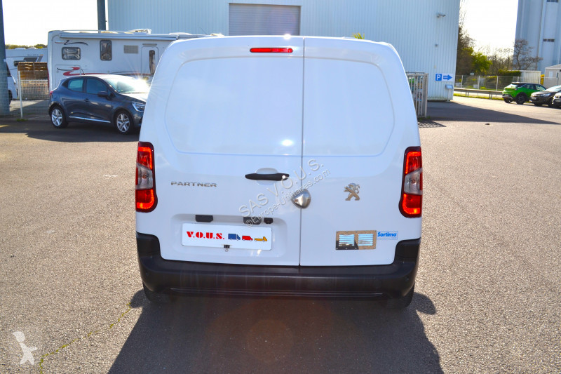 Véhicule utilitaire Peugeot PEUGEOT PARTNER M...