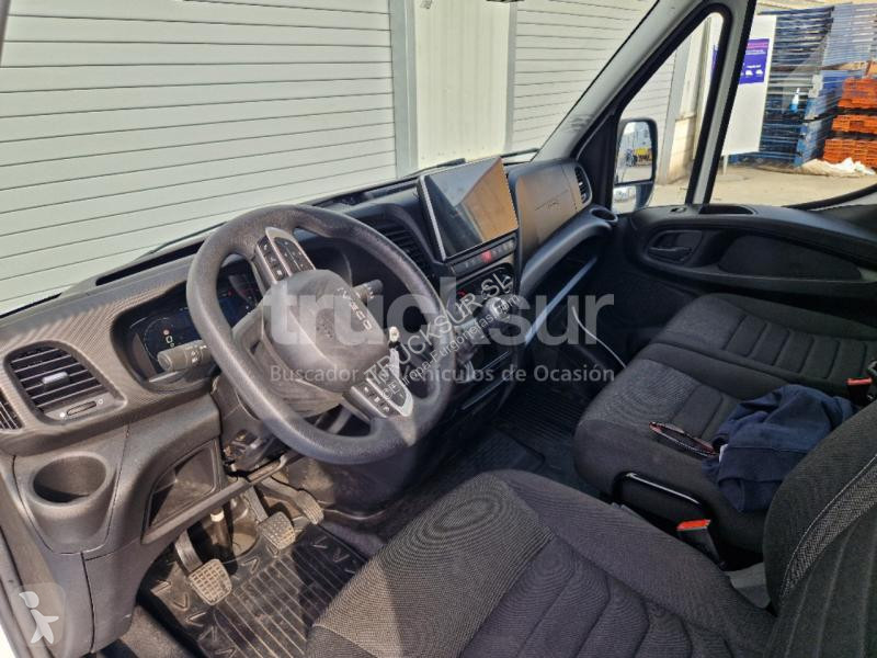 Furgoneta Iveco  DAILY 35C16H 16M3