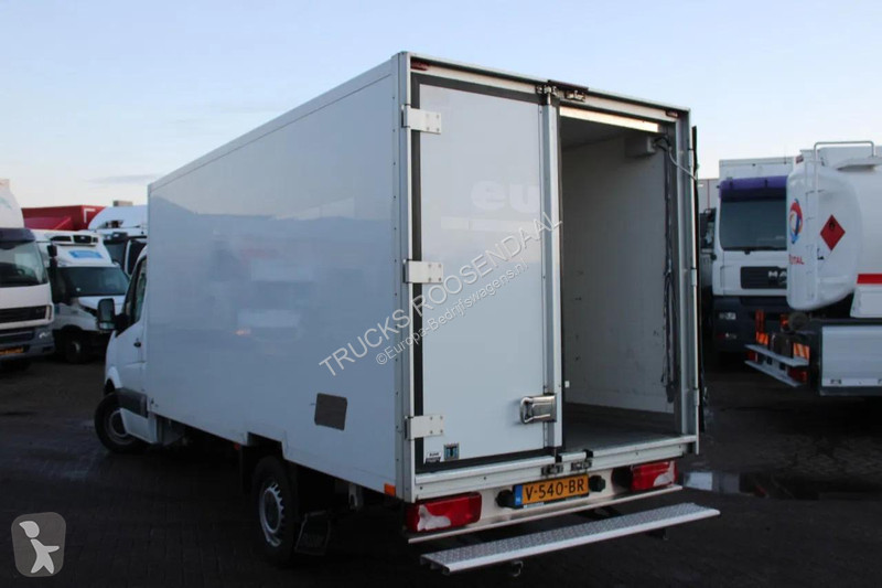 Mercedes 316 + THERMO KING van