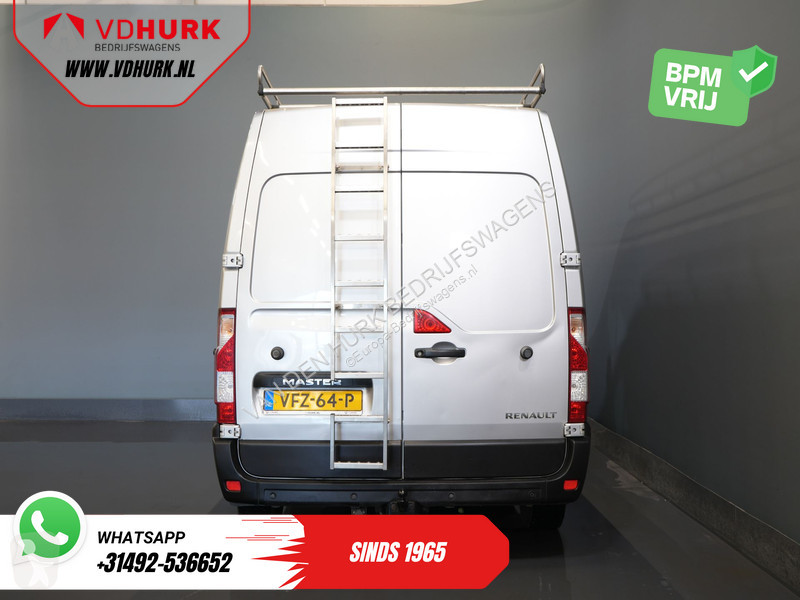 Véhicule utilitaire Renault T35 2.3 dCi 145 pk...