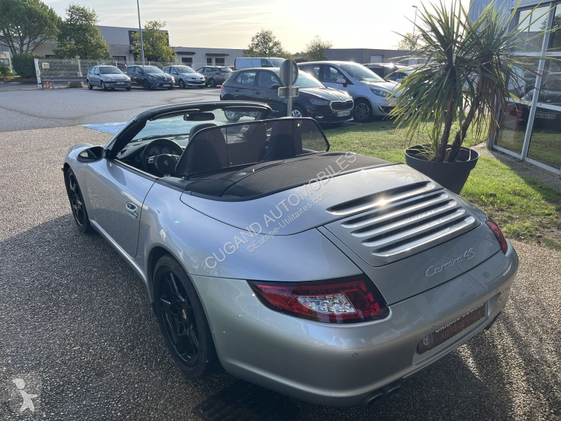 Véhicule utilitaire Porsche 911 CABRIOLET (997)...