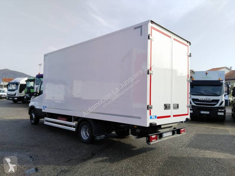 عربة نفعية Iveco