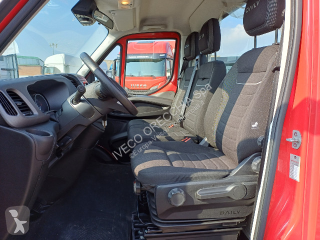 Veicolo commerciale Iveco DAILY 35C21 3.0 A8 -...