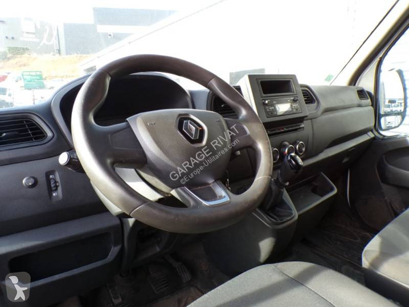 Renault 130 DCI van