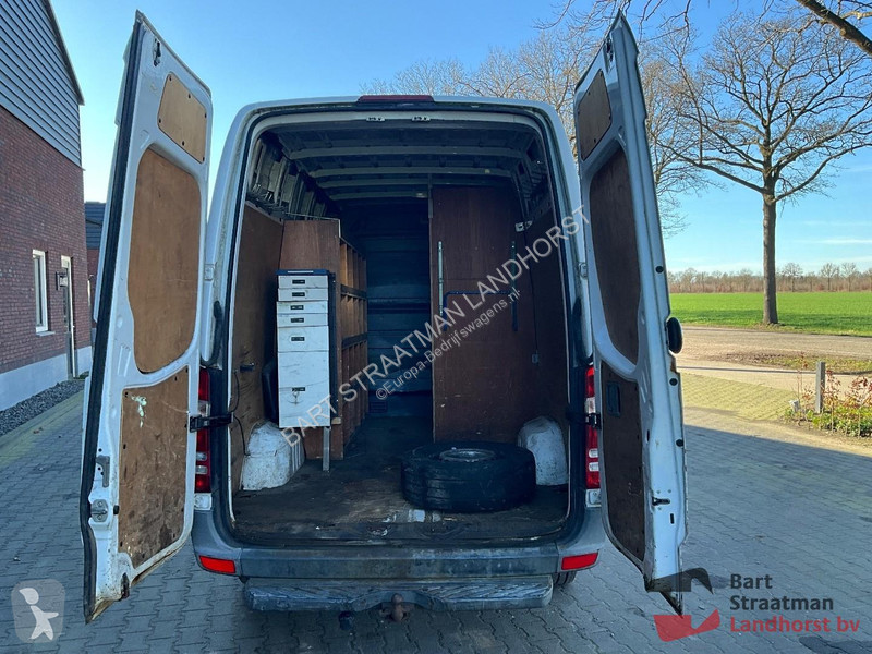 Nyttofordon Mercedes 313 L2H2 gesloten bestelbus