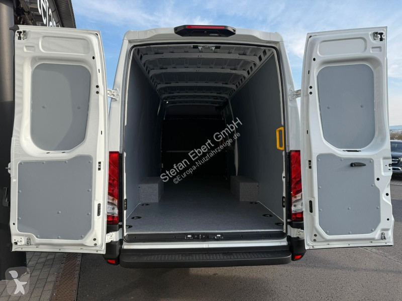 عربة نفعية Iveco 35S16 A8...
