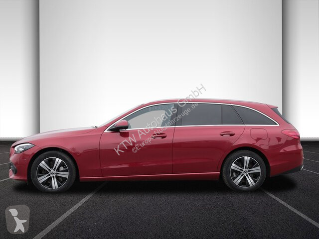 Véhicule utilitaire Mercedes C 300 T...