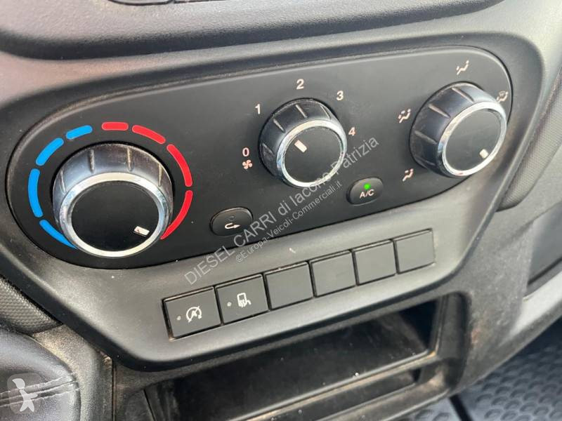 Samochód dostawczy Iveco