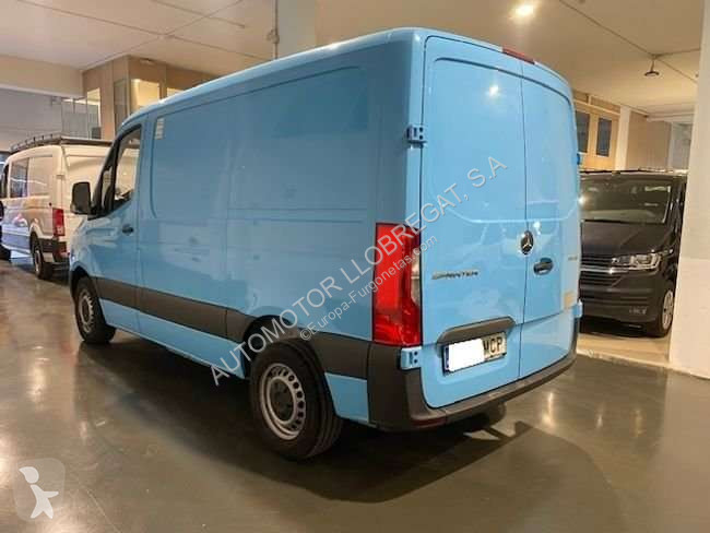 Furgoneta Mercedes