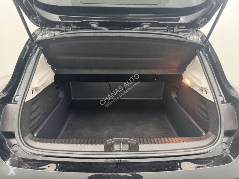 Véhicule utilitaire Renault 1.6 E-Tech 140...