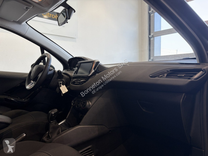 Veicolo commerciale Peugeot Puretech 82 S&S...