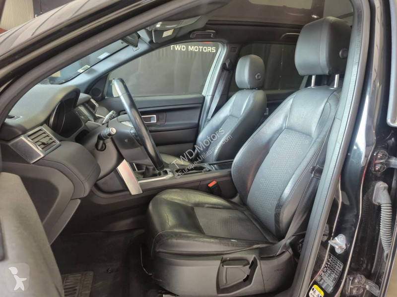 Véhicule utilitaire Land Rover DISCOVERY SPORT...