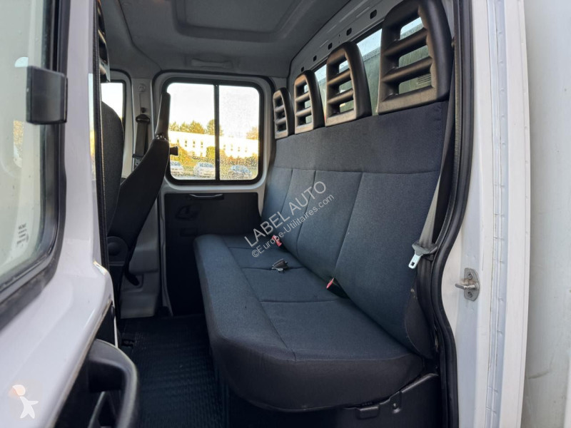 Véhicule utilitaire Iveco 35c14